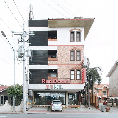 Reddoorz Plus At Mm Hotel Las Pinas Former Reddoorz Plus Near Bamboo Organ Екстериор снимка
