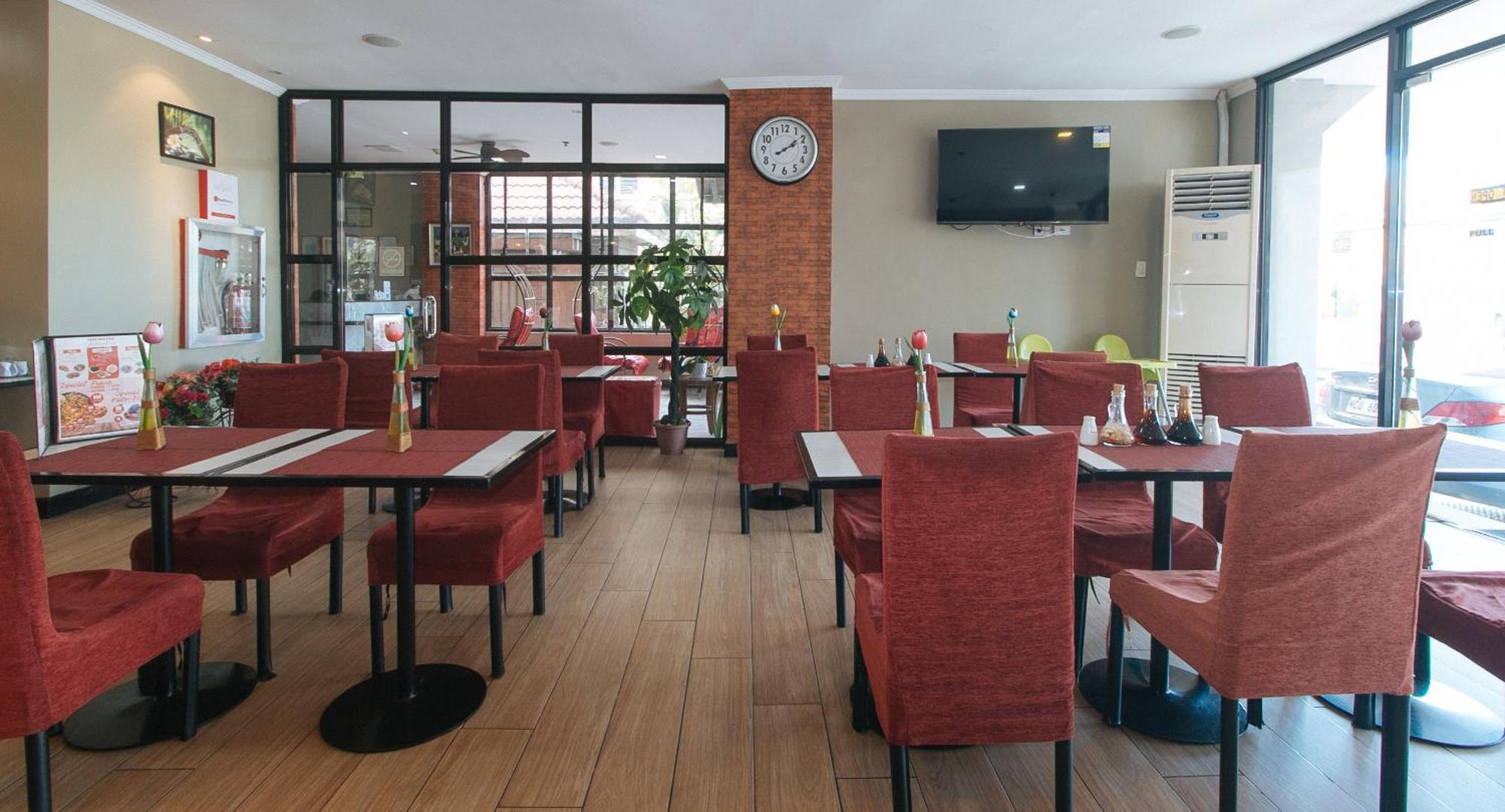 Reddoorz Plus At Mm Hotel Las Pinas Former Reddoorz Plus Near Bamboo Organ Екстериор снимка