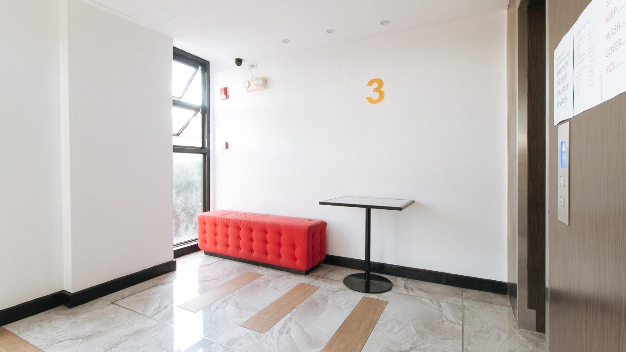 Reddoorz Plus At Mm Hotel Las Pinas Former Reddoorz Plus Near Bamboo Organ Екстериор снимка
